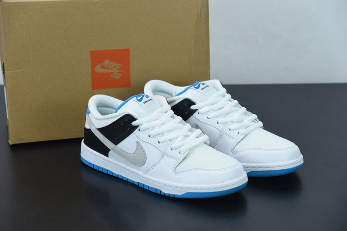 nike sb dunk low "laser blue" bq6817-101