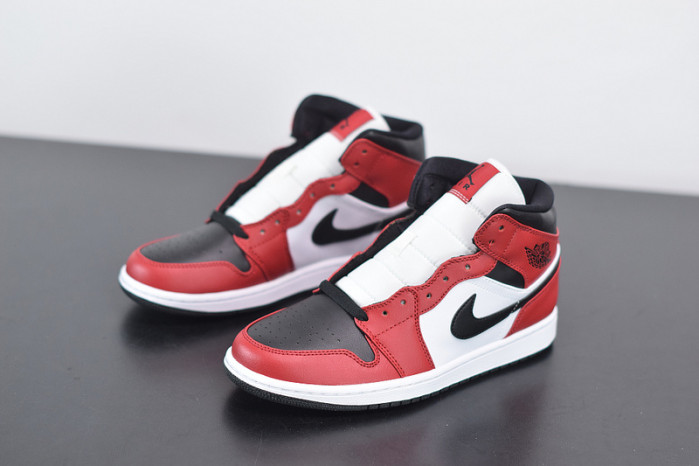 air jordan 1 mid chicago toe 554724-069