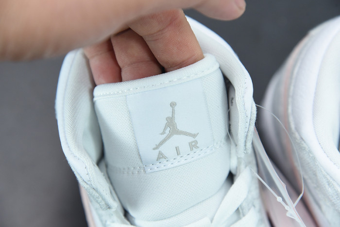 air jordan 1 mid se “light iron ore” dn4045-001