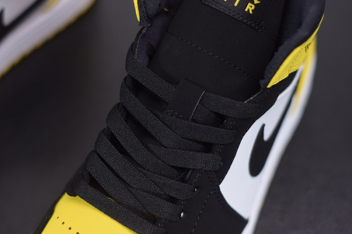 air jordan 1 mid yellow toe black 852542-071