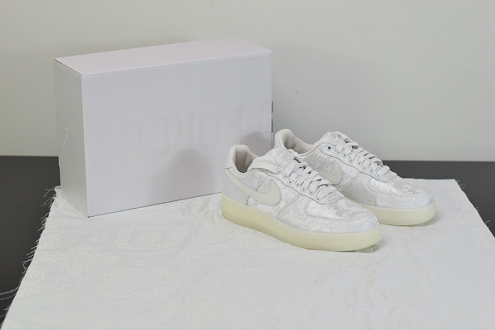 nike air force 1 premium clot ao9286-100