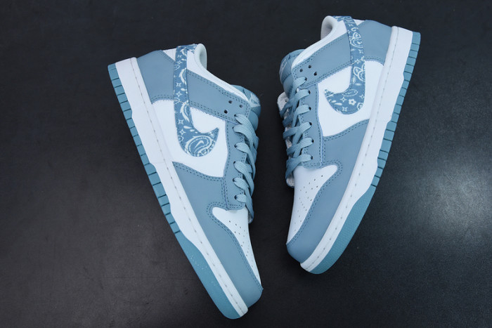 nike dunk low essential paisley pack worn blue dh4401-101