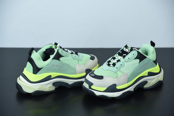 balcia triple s sneaker