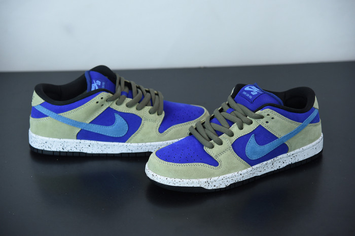 nike dunk low sb celadon bq6817-301