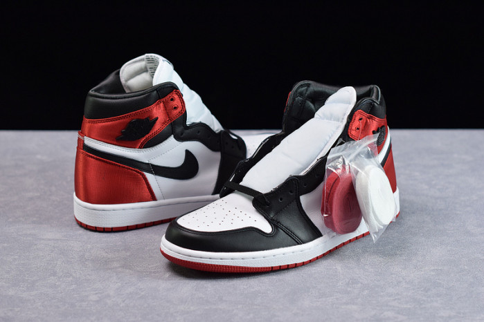 air jordan 1 retro high satin black toe cd0461-016