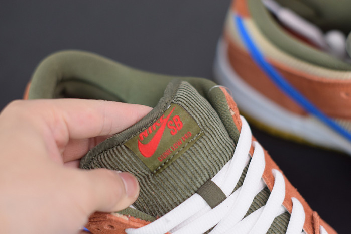 nike sb dunk low corduroy dusty peach bq6817-201