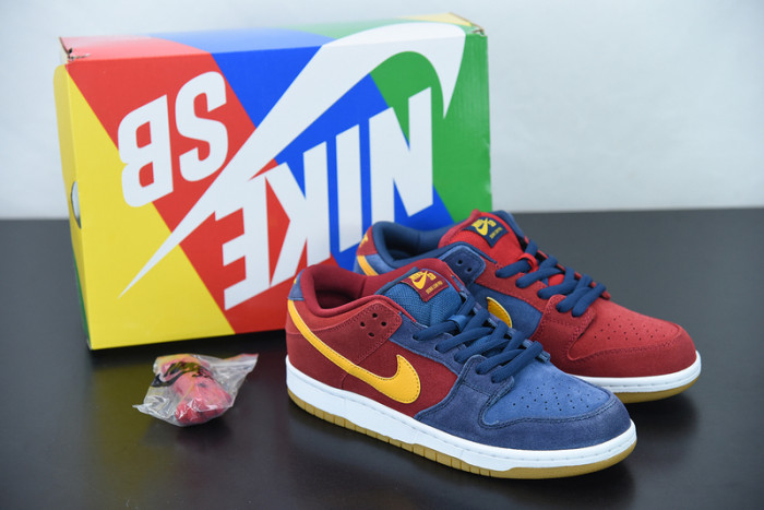 nike sb dunk low catalonia dj0606-400