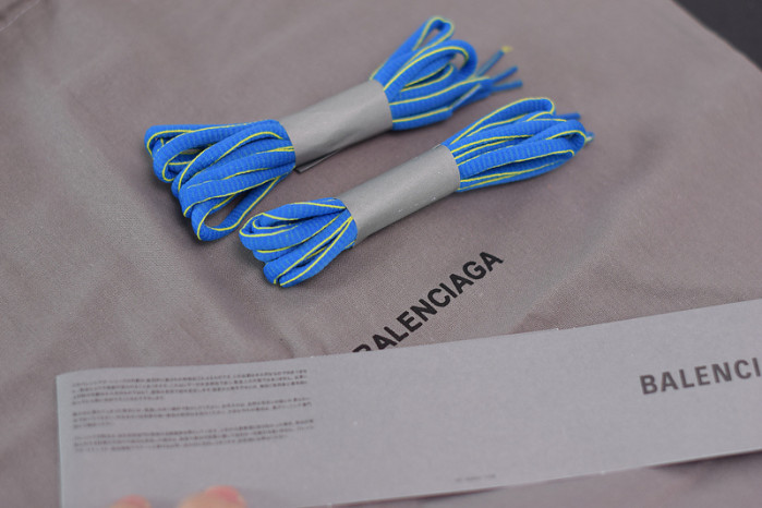 balcia track sneaker 545023 w1gb9 6509