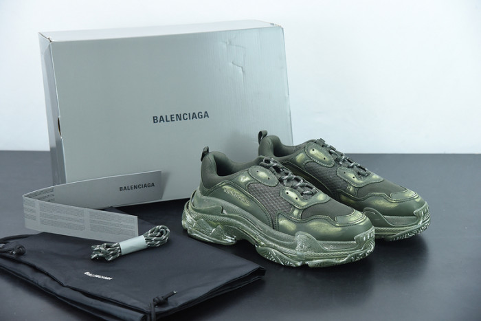 balcia triple s sneaker faded green
