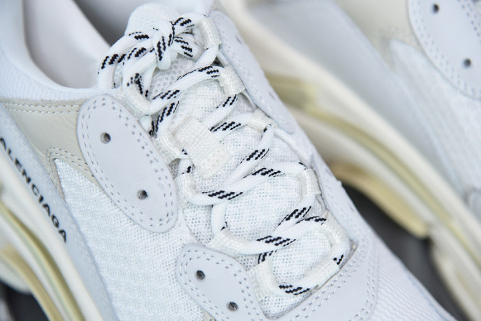 balcia triple s 541624 w09e1 9000