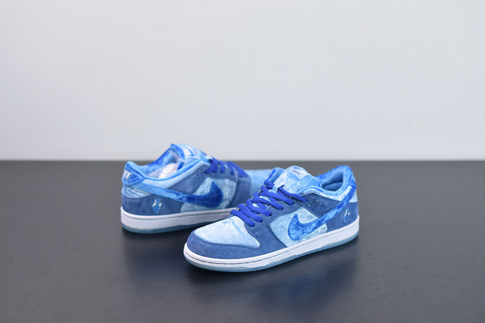 nike sb dunk low stragelove blue ct2552-400