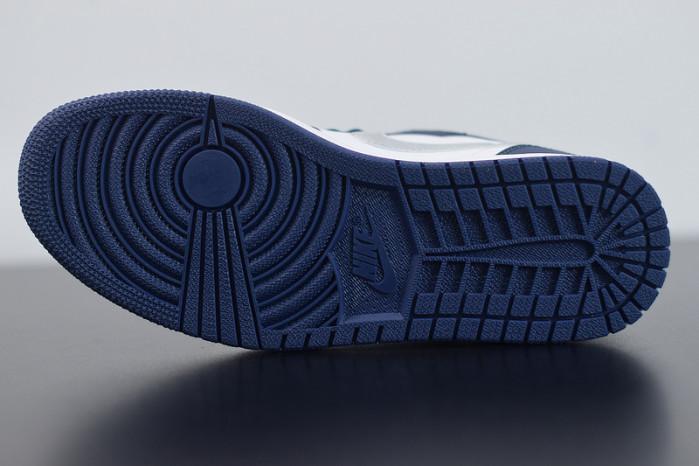 air jordan 1 low sb midnight navy cj7891-400