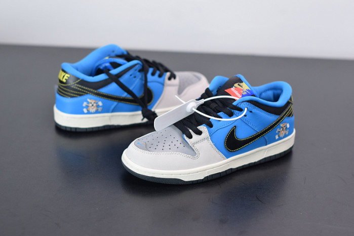instant skateboard x nike dunk sb low blue white cz5128-400