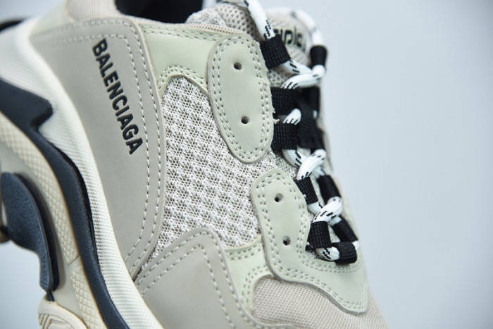 balcia triple s sneaker