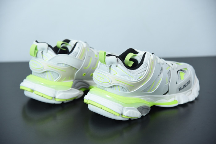 balcia track sneaker