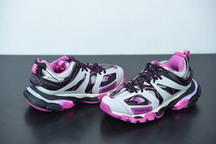 balcia track sneaker