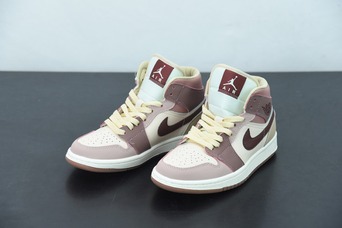 air jordan 1 mid do7440-821