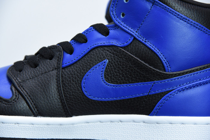 air jordan 1 mid “hyper royal” 554724-077
