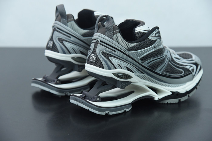 balcia x-pander sneaker