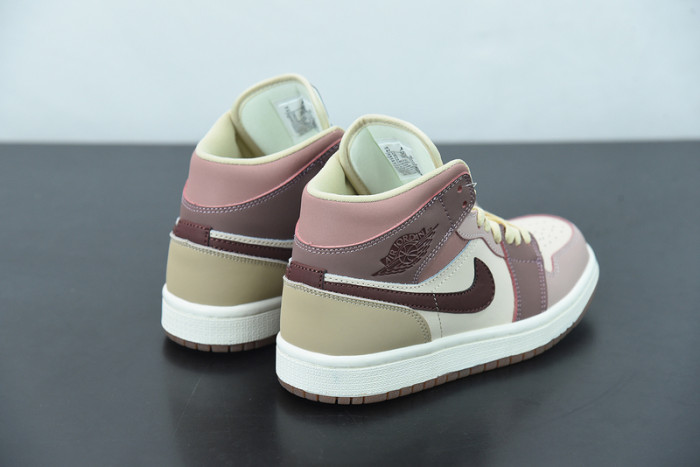 air jordan 1 mid do7440-821