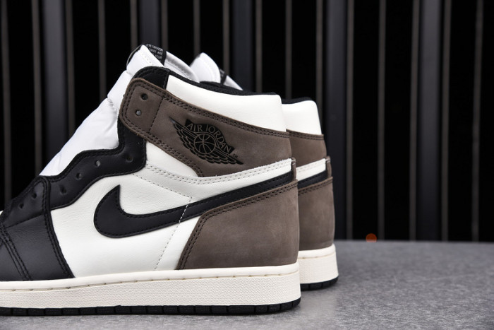 air jordan 1 high og“dark mocha” 555088-105