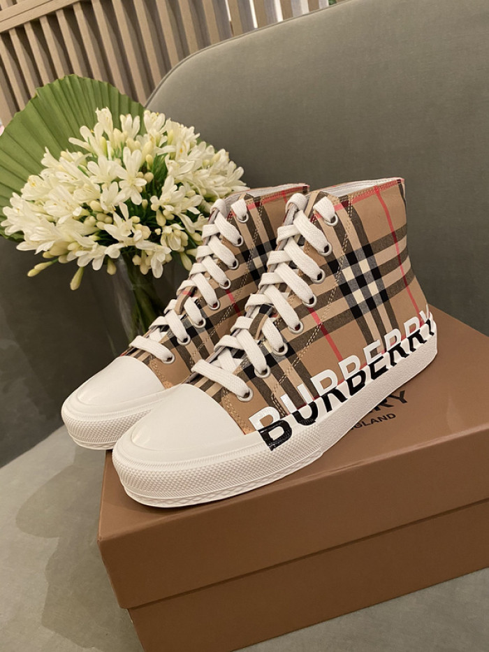 bubry sneakers