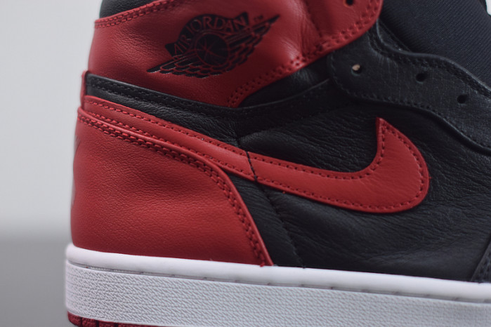 air jordan 1 retro high banned 432001-001