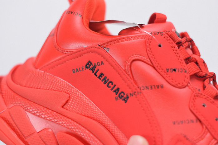 balcia triple s all over logo red 524039 w2fa1 7632