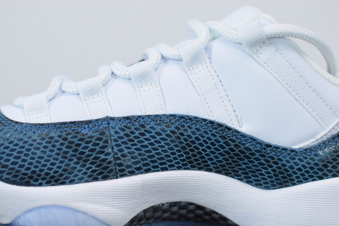 air jordan 11 retro low navy snakeskin cd6846-102