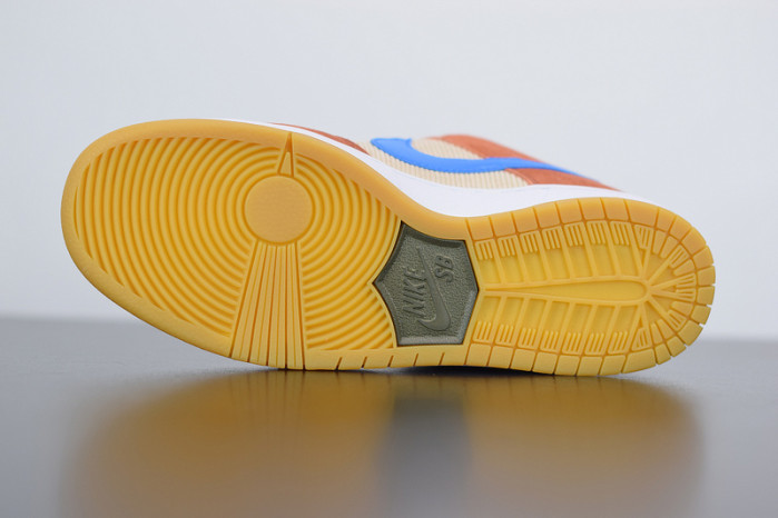 nike sb dunk low corduroy dusty peach bq6817-201