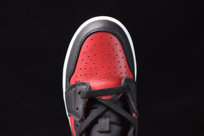 air jordan 1 mid gym red black 554724-610