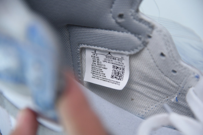 air jordan 1 high og “hyper royal” 555088-402