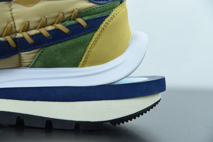 nike vaporwaffle sacai jean paul gaultier sesame blue dh9186-200