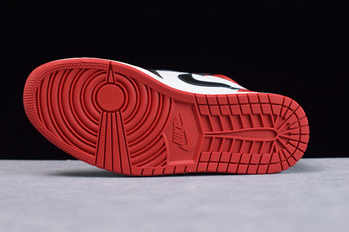 air jordan 1 retro high satin black toe cd0461-016