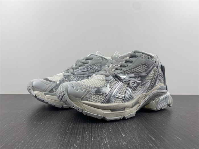 balcia track runner white grey silver