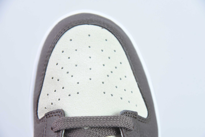 nike dunk low plum eclipse fj4734-100