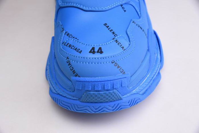 balcia triple s 536737 w06e2 0848