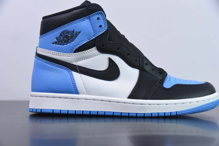 air jordan 1 retro high og unc toe university blue dz5485-400