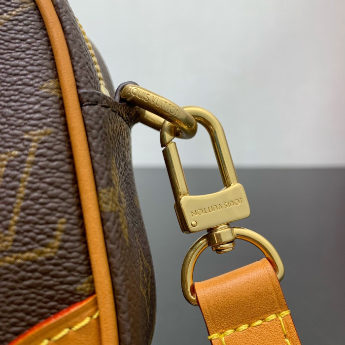 Louis Vuitton LV Monogram Brown Trocadéro Bumbag M14058