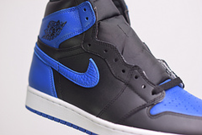 air jordan 1 retro high og royal 2017 555088-007