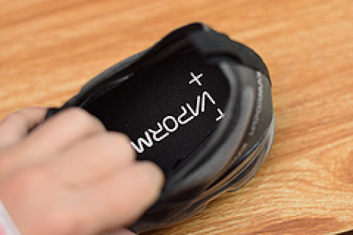 nike air vapormax 2019 throwback future ar6631-001